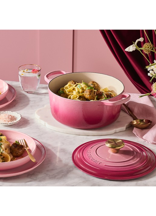 Le Creuset Signature braadpan Ø24 cm - detail 6 berry / roze