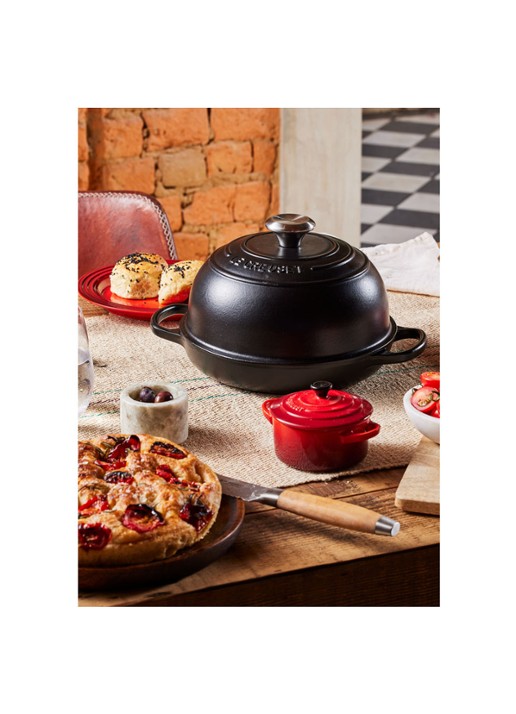 Le Creuset Signature broodpan Ø24 cm - voorkant 7 mat zwart / zwart