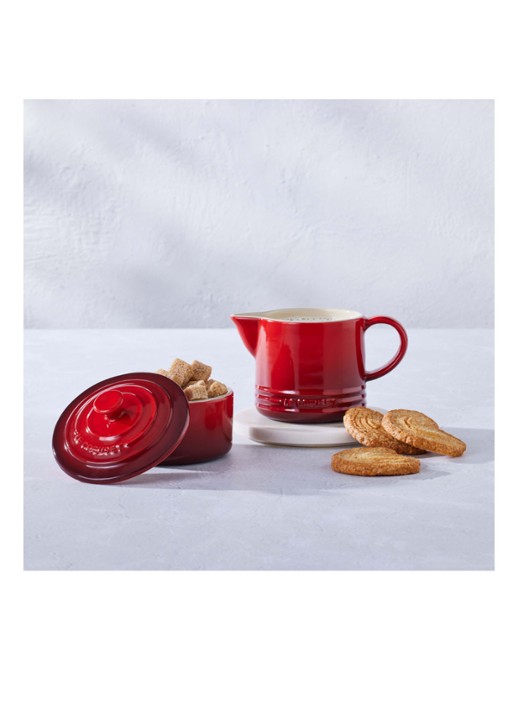 Le Creuset Signature melk- en suikerset - detail 2 kersenrood / rood