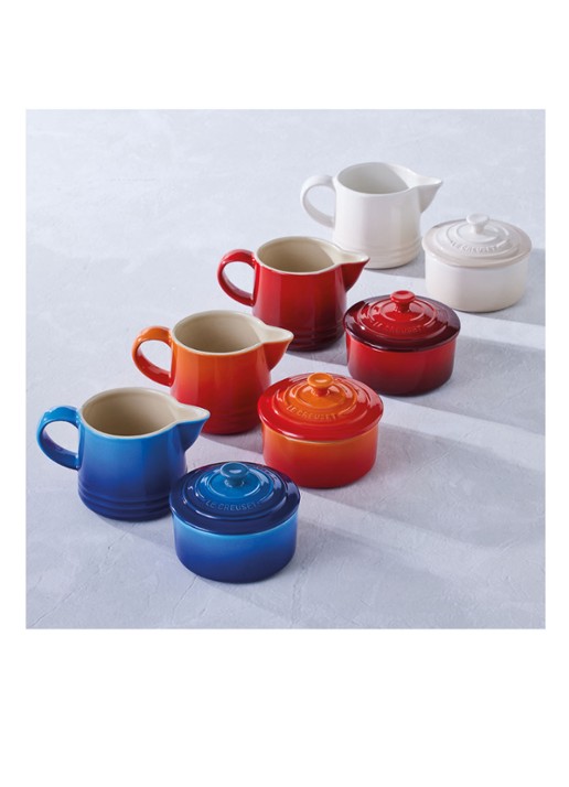 Le Creuset Signature melk- en suikerset - detail 3 kersenrood / rood