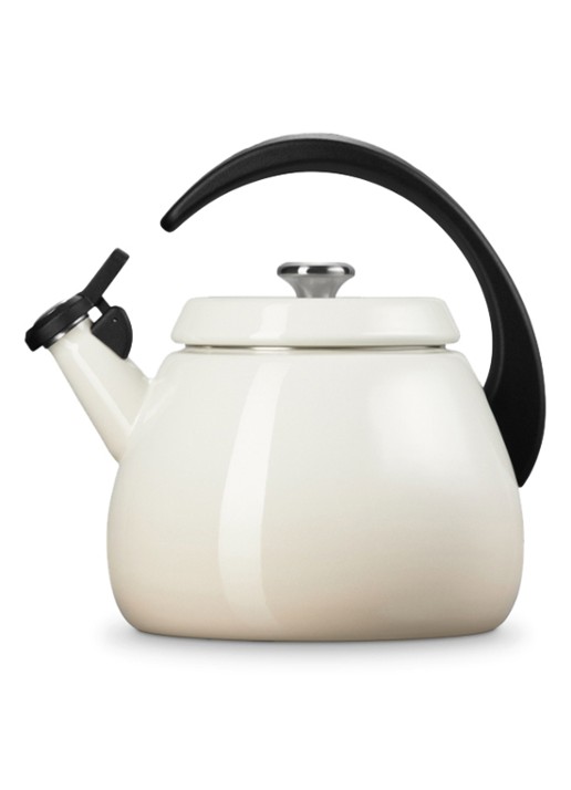 Le Creuset Tradition fluitketel 2,1 liter - achterkant beige