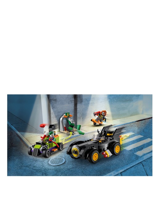 LEGO DC Comics Super Heroes Batman vs. The Joker: Batmobile achtervolging - 76180 - detail 4 zwart