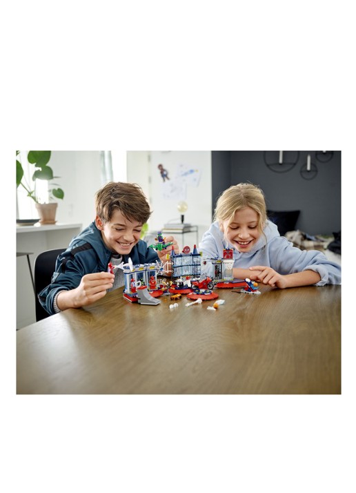 LEGO Marvel Super Heroes Aanval op de Spider schuilplaats - 76175 - detail 6 donkerblauw
