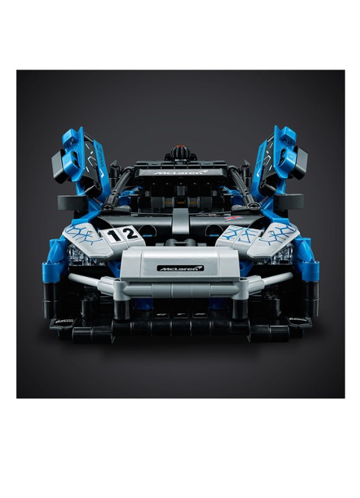 LEGO McLaren Senna GTR - 42123 - detail 4 blauw
