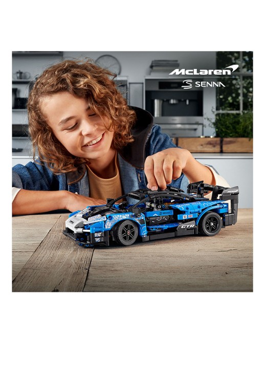 LEGO McLaren Senna GTR - 42123 - detail 6 blauw