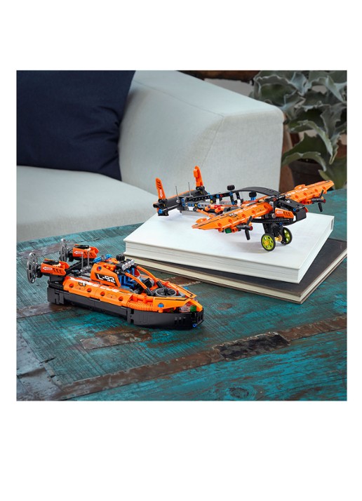 LEGO Technic Reddingshovercraft - 42120 - detail 5 oranjebruin