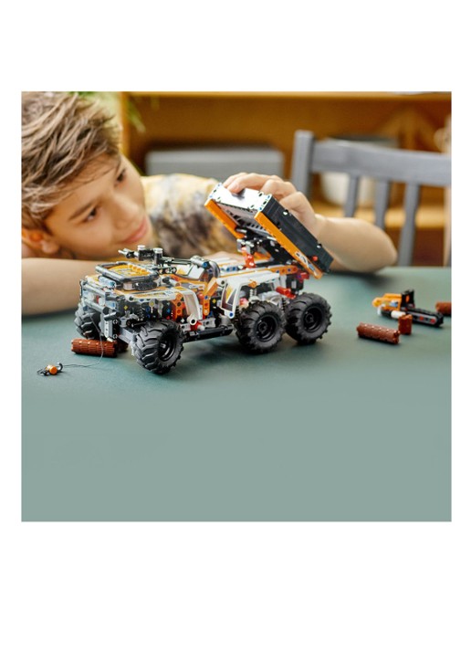 LEGO Technic terreinwagen vrachtwagen set - 42139 - detail 6 multicolor