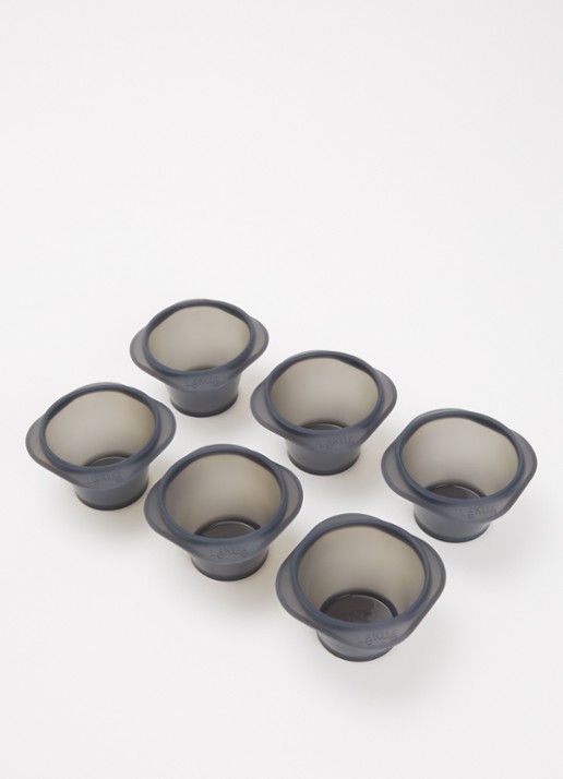 Lékué Bakvorm voor Molten Lava Cake 7,5 cm set van 6 - voorkant 3 zwart