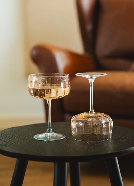 Leopold Vienna Corvina champagnecoupeglas set van 2 - voorkant 2 bruin