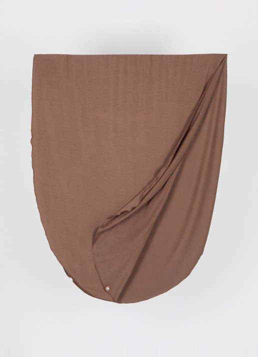 LES Atelier Bamboo Jersey hoofddoek 180 x 82 cm - detail 3 bruin