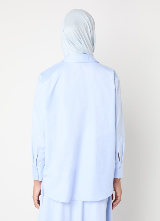 LES Atelier Itri blouse met borstzak - achterkant 3 lichtblauw