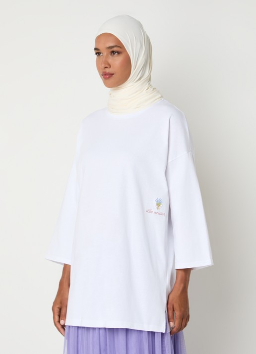 LES Atelier Nada oversized T-shirt met logoborduring - detail wit