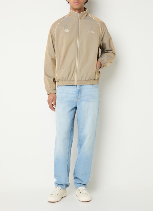 Les Deux Jack met logoborduring en steekzakken - voorkant 2 beige