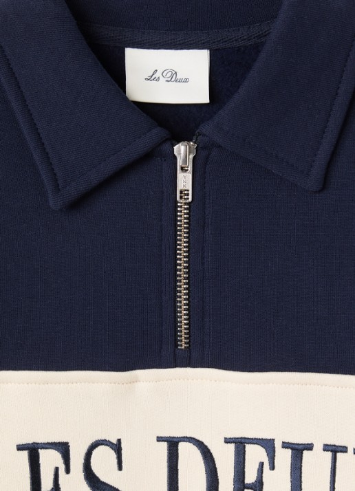 Les Deux Sweater met logoborduring - detail donkerblauw