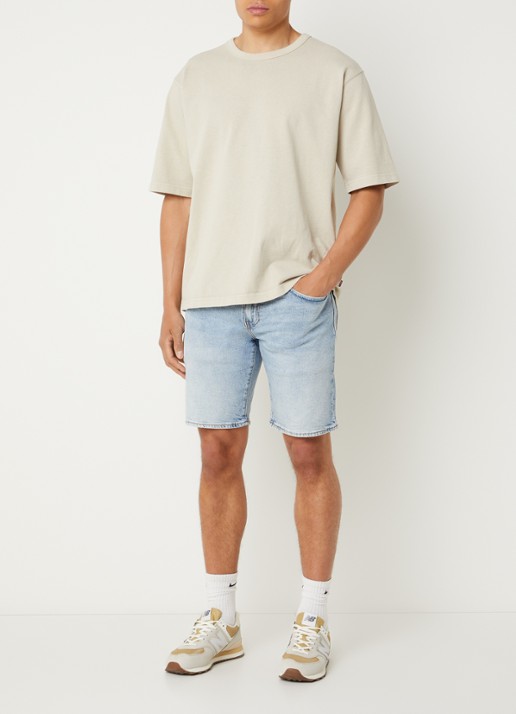 Levi's 405 slim fit korte broek van denim met lichte wassing - voorkant 3 lichtblauw