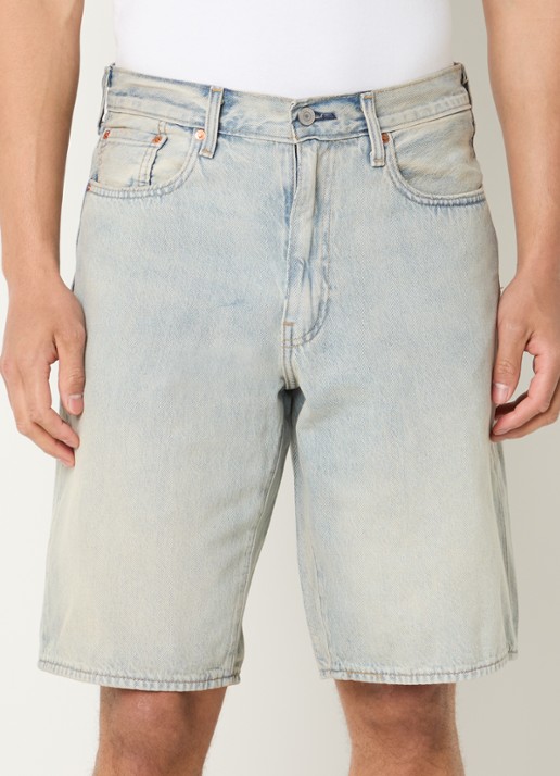 Levi's 478 loose fit korte broek van denim met lichte wassing
