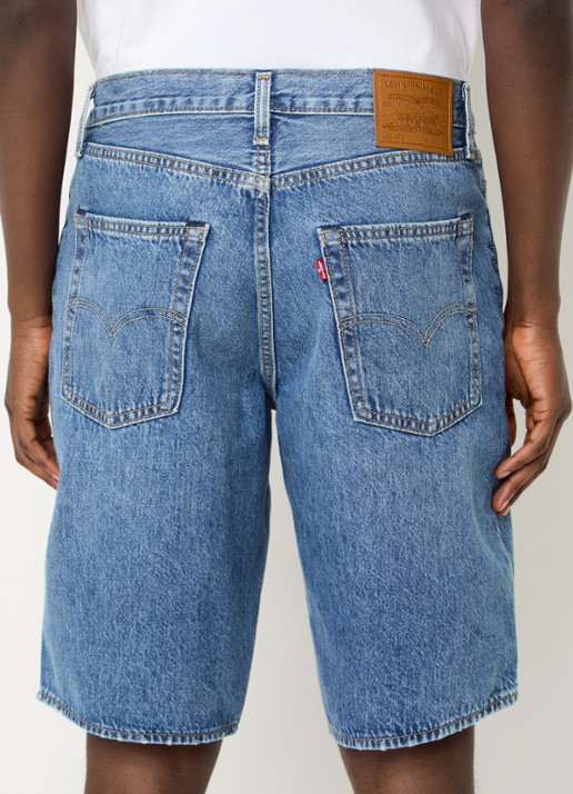 Levi's 478 loose fit korte broek van denim met medium wassing - achterkant 4 indigo