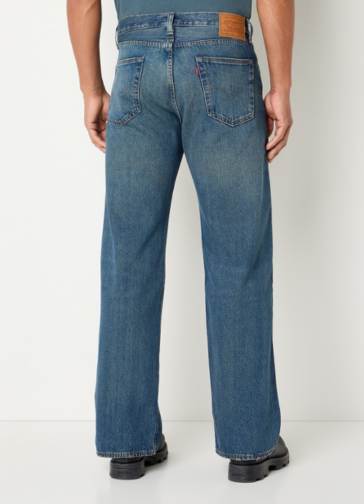 Levi's 501 loose fit jeans met medium wassing - achterkant 3 indigo