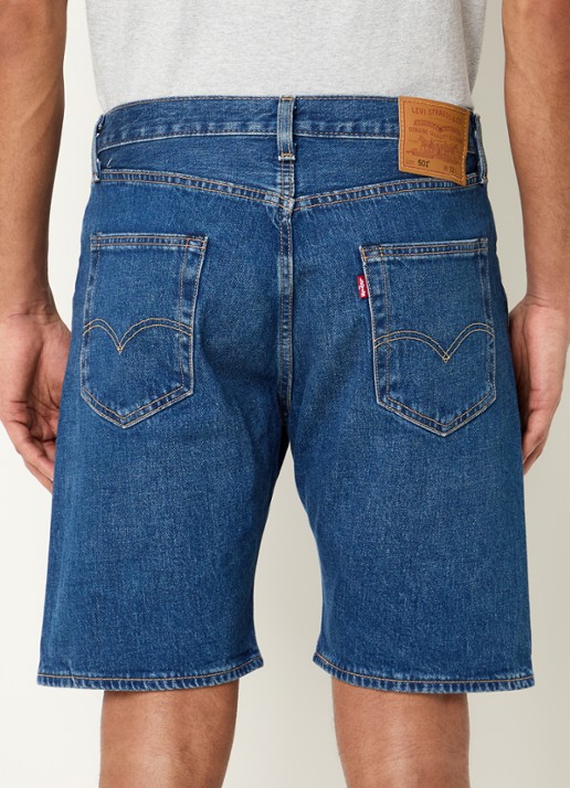 Levi's 501 straight leg korte broek van denim met medium wassing - achterkant 4 indigo