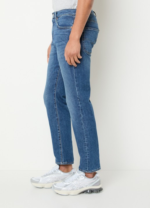Levi's 502 tapered jeans met medium wassing - detail 4 indigo