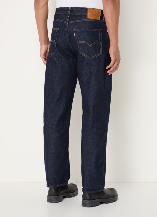 Levi's 568 straight leg jeans met donkere wassing - achterkant indigo