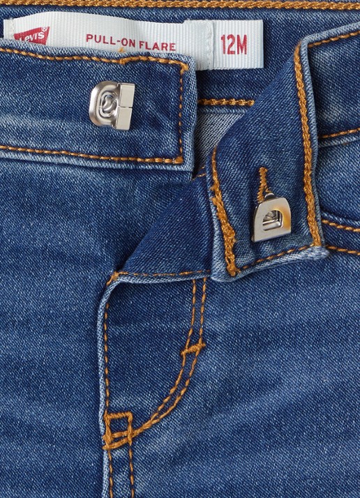 Levi's Flared jeans met donkere wassing - detail 3 indigo