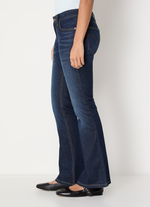 Levi's Low waist flared jeans met donkere wassing - detail 5 indigo
