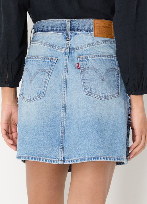 Levi's Mini spijkerrok met destroyed afwerking - achterkant indigo