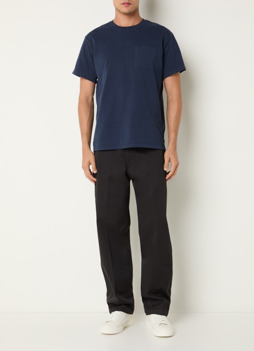 Levi's T-shirt met borstzak - voorkant 3 donkerblauw