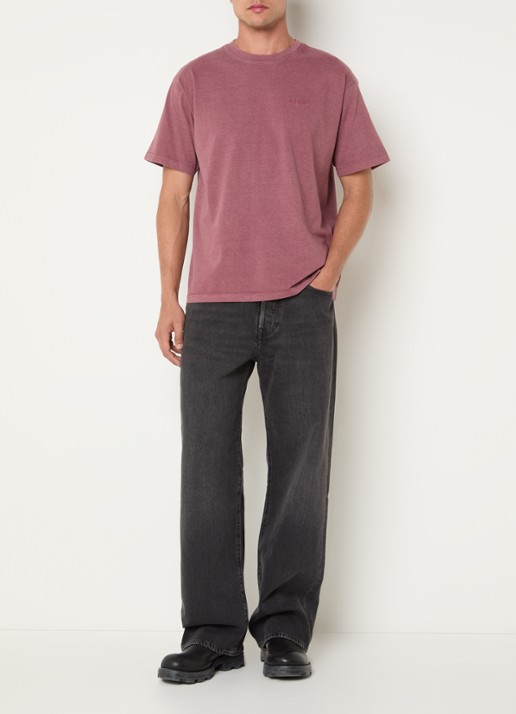 Levi's T-shirt met logo - voorkant 4 steenrood