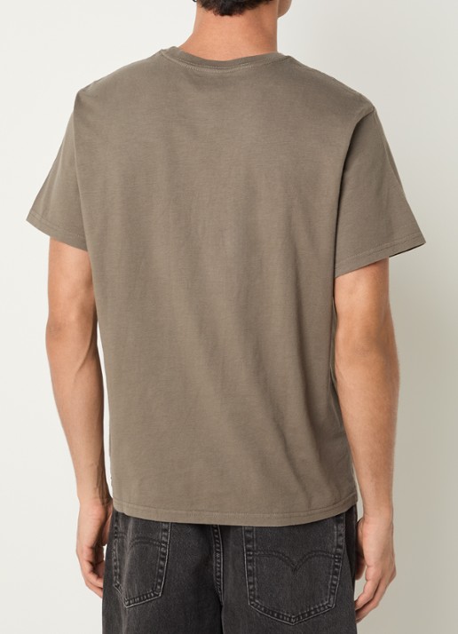 Levi's T-shirt met logoborduring - achterkant 4 bronsgroen