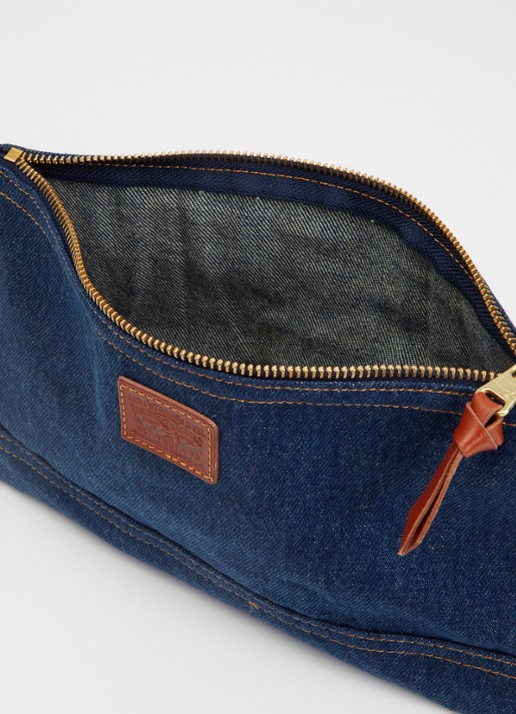 Levi's Toilettas van denim met logo - voorkant 2 indigo