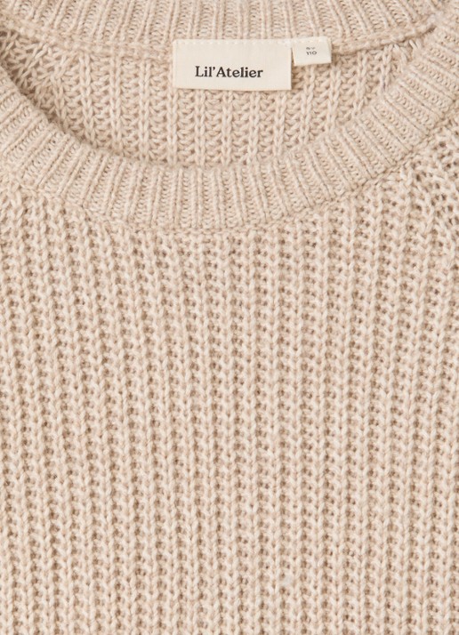Lil 'Atelier NMBRumba grofgebreide trui - detail 3 beige