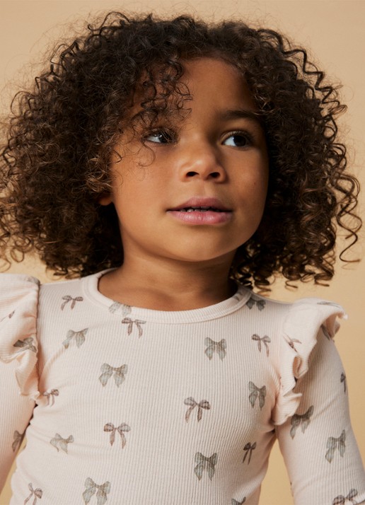 Lil 'Atelier NMFGavo longsleeve met ruches - voorkant 2 lichtroze