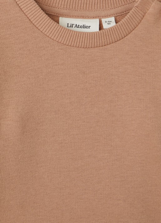Lil 'Atelier NMFIlondon sweater met ruches - detail zalmroze