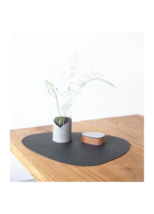 LIND DNA Curve placemat van  leer 37 x 44 cm - achterkant antraciet
