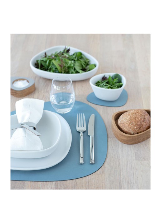 LIND DNA Curve reversible placemat van leer 37 x 44 cm - detail lichtblauw