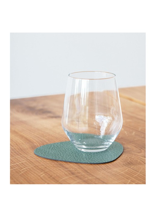 LIND DNA Glass Mat curve onderzetter van leer  - voorkant 2 groen