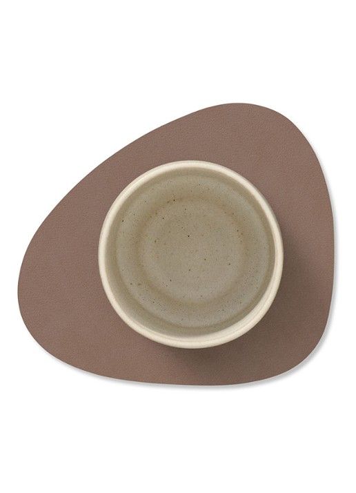 LIND DNA Nupo onderzetter van leer  - detail taupe
