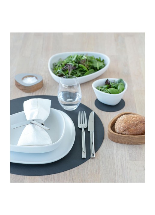 LIND DNA Table Mat Circle placemat van  leer 40 cm - detail 3 zwart