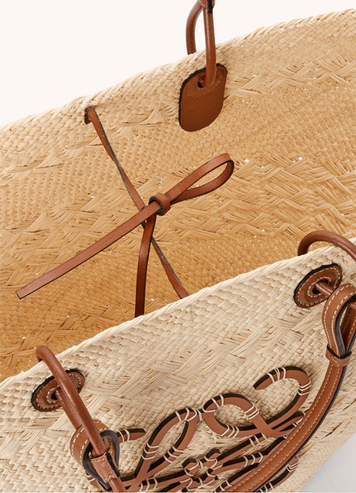 LOEWE Anagram Basket Large shopper met kalfsleren details - detail 4 lichtbruin