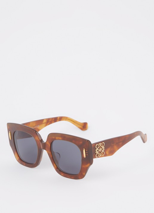 LOEWE Anagram zonnebril LW40129U - voorkant 4 hazelnootbruin