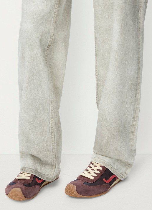 LOEWE Ballet Runner 2.0 sneaker met leren details - voorkant 2 bruin