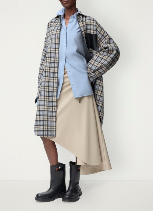 LOEWE Blouse in zijdeblend met plooidetails - voorkant 3 donkerblauw