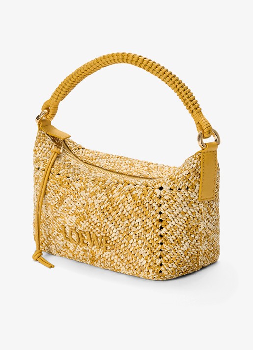 LOEWE Cala Mini handtas van raffia met kalfsleren details - voorkant 8 mosterd