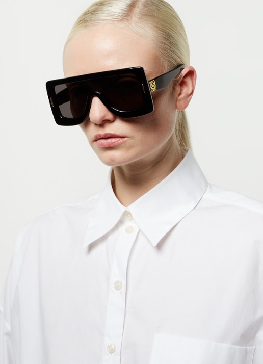 LOEWE Chunky Anagram zonnebril LW40104I - voorkant 5 zwart