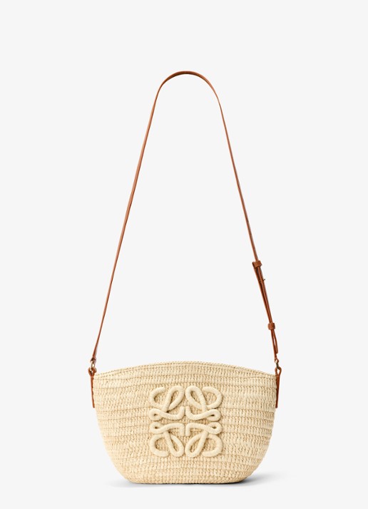 LOEWE Eclipse crossbodytas van raffia met logo - detail 4 beige