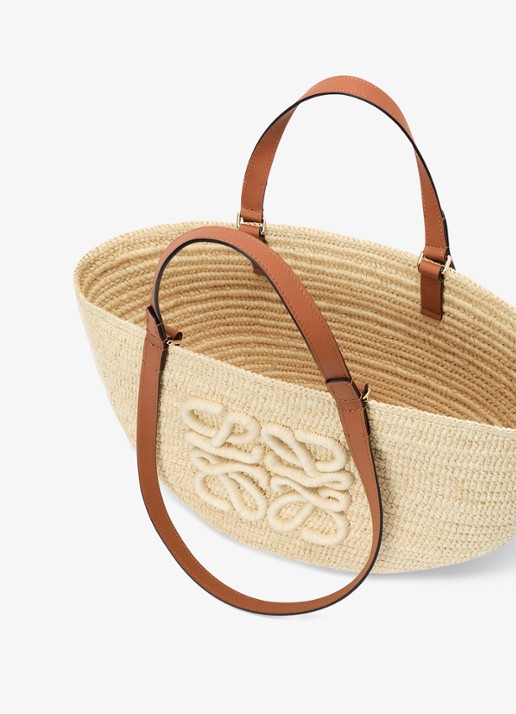LOEWE Eclipse Medium shopper van raffia met logo - detail 6 beige
