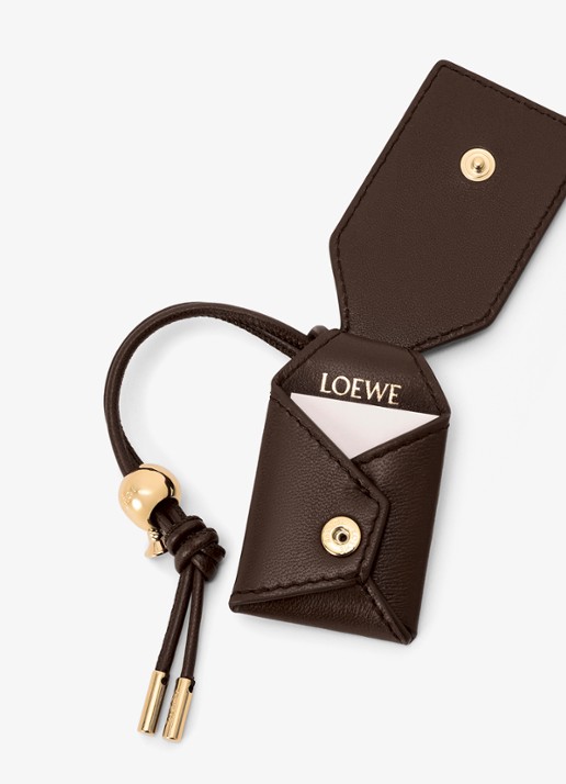 LOEWE Featherlight Puzzle Medium schoudertas van lamsleer - detail 8 donkerbruin