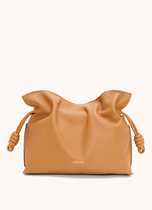 LOEWE Flamenco clutch van kalfsleer - voorkant 6 camel